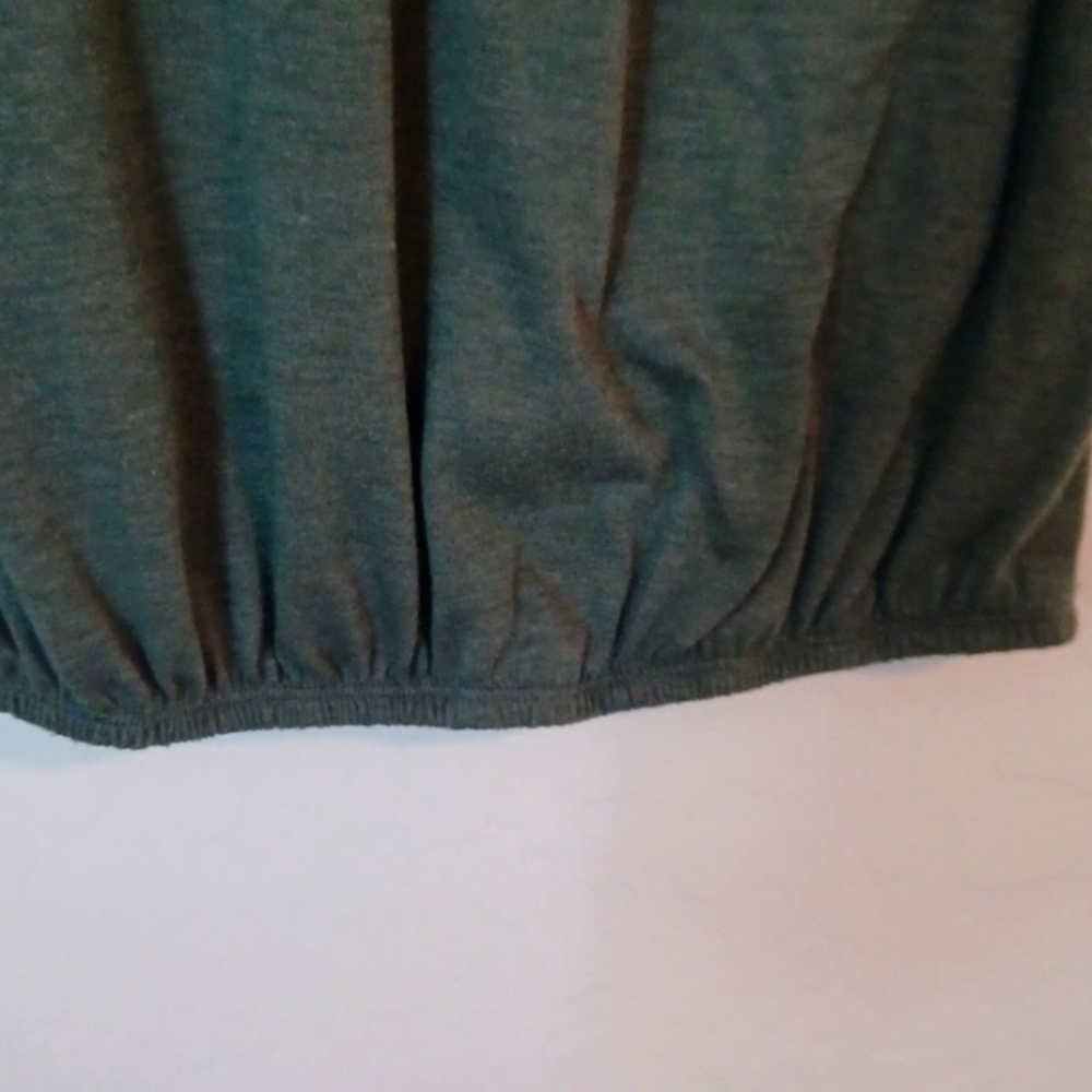 PerSeption Concept Forest Green Tank Top With Gold Zipper Womans Size Small - Picture 3 of 5
